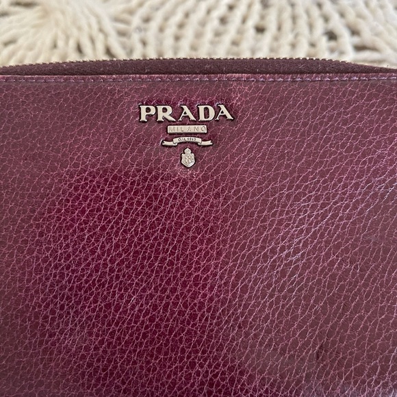 Prada vintage leather wallet - Picture 2 of 13